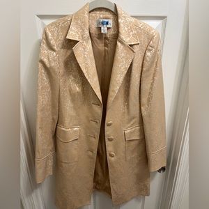 Cream on cream fitted jacket.